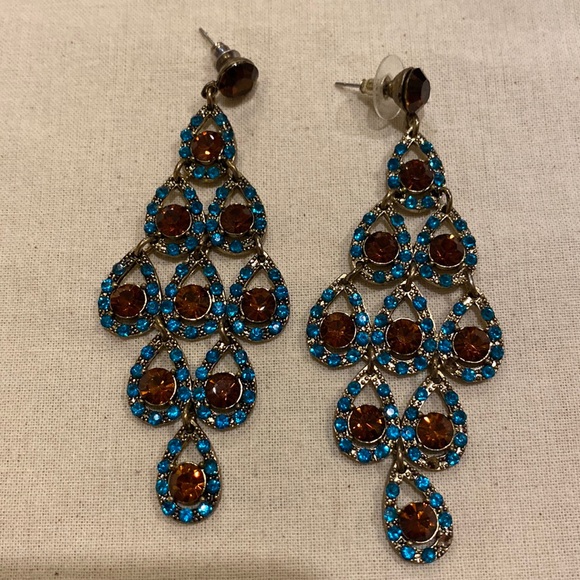 Statement Earrings -blue and brown - Picture 3 of 3